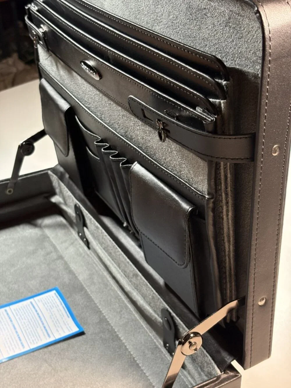 Samsonite Expandable Leather Attache Briefcase Black NIB Combination Locks